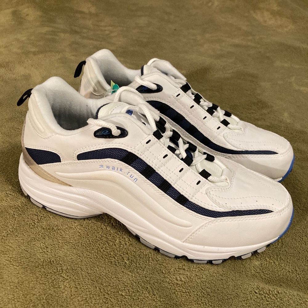 NIB Easy Spirit Vintage 80s 90s Leather Anti Gravity Sneaker White Blue Sz 8.5W